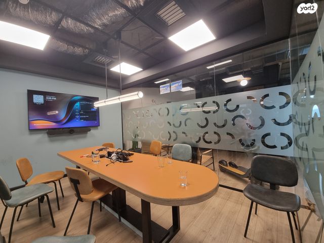 משרדים, מונטיפיורי, הרכבת, תל אביב יפו