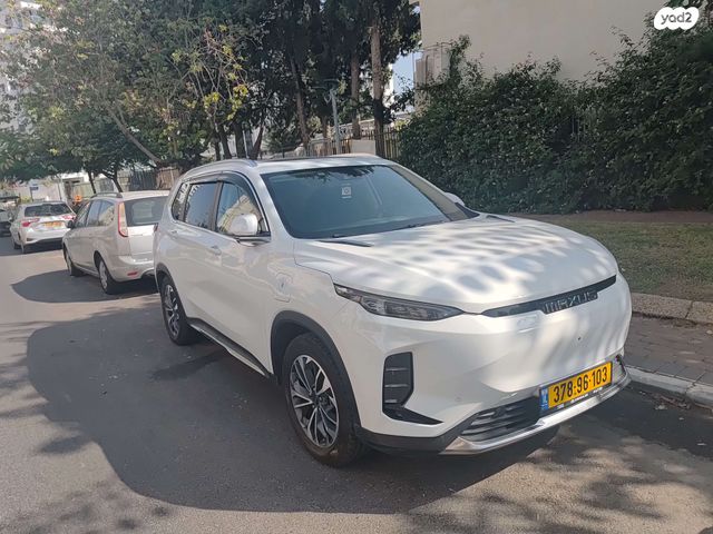 מודעת רכב מקסוס איוניק 6