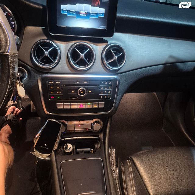 מרצדס-בנץ CLA