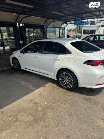 מודעת רכב טויוטה קורולה