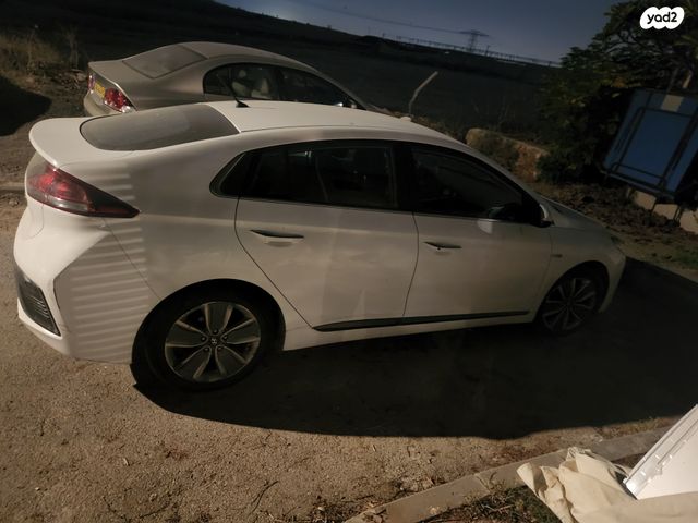 מודעת רכב יונדאי איוניק