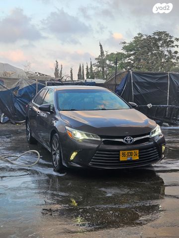 טויוטה קאמרי