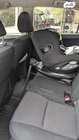 טויוטה אוריס