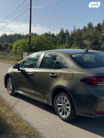 מודעת רכב טויוטה קורולה