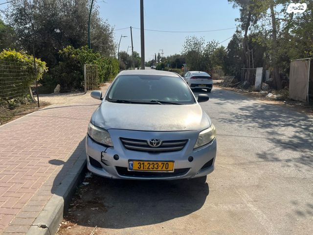 טויוטה קורולה