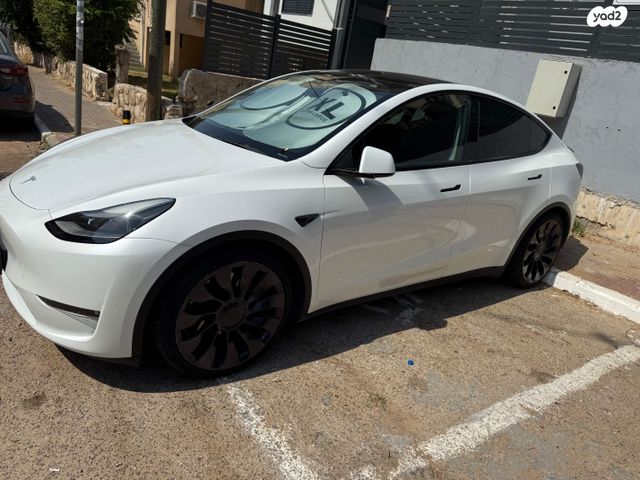 טסלה מודל Y