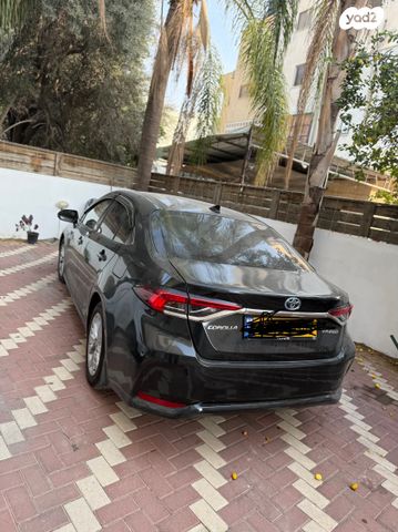 מודעת רכב טויוטה קורולה