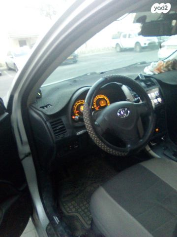 טויוטה קורולה