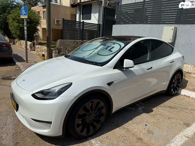 טסלה מודל Y