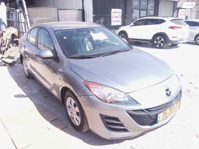 מודעת רכב מאזדה 3
