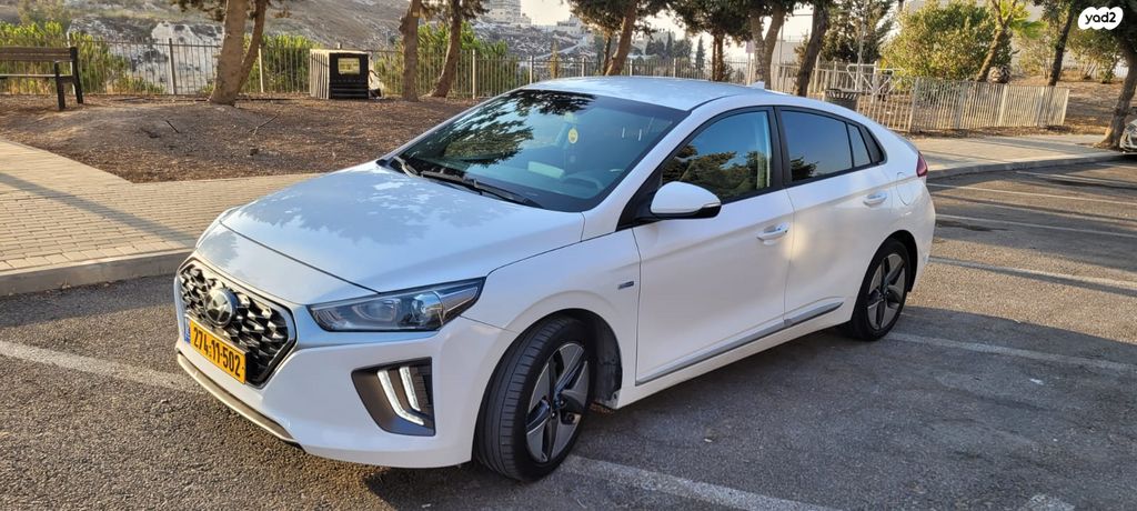 מודעת רכב יונדאי איוניק