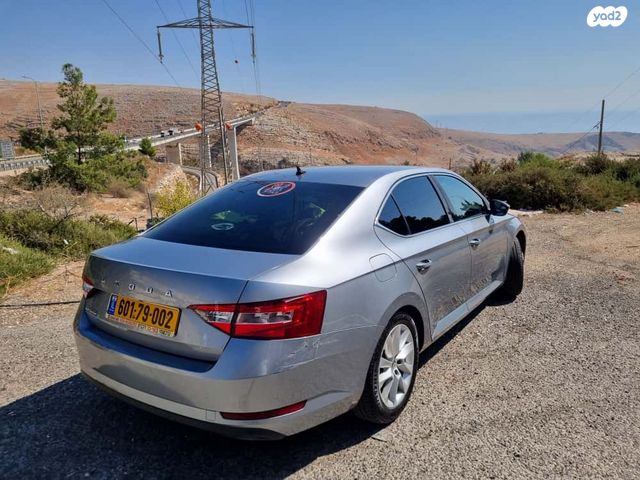 מודעת רכב סקודה סופרב