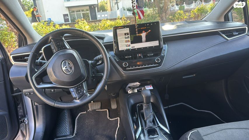 מודעת רכב טויוטה קורולה