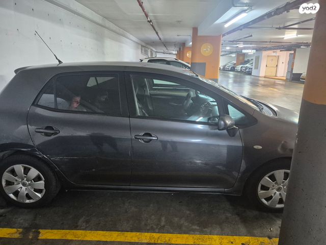 מודעת רכב טויוטה אוריס