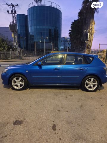 מודעת רכב מאזדה 3