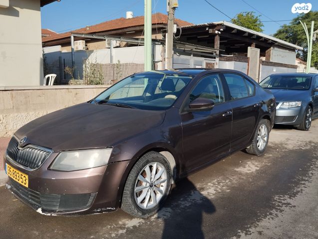 סקודה אוקטביה