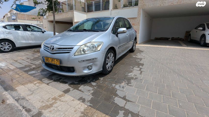 טויוטה אוריס