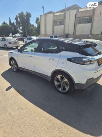 מודעת רכב ג׳ילי Geometry C