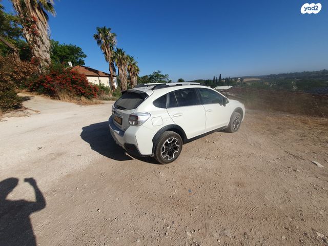 מודעת רכב סובארו XV