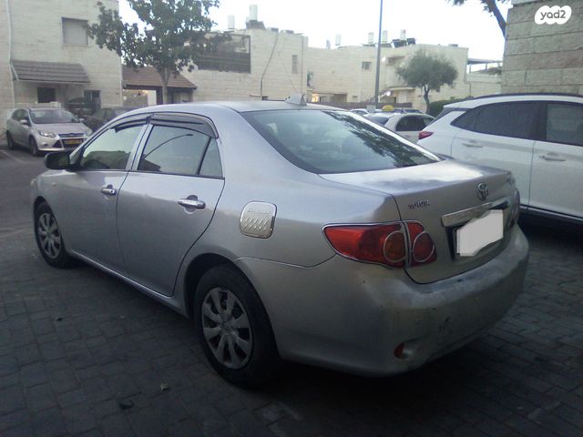 טויוטה קורולה