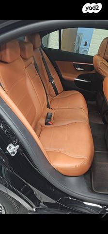 מרצדס-בנץ C-class