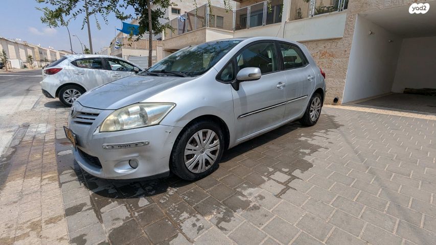 טויוטה אוריס