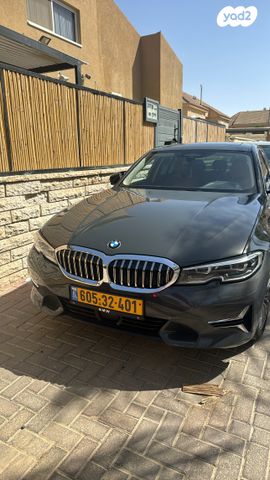 מודעת רכב ב מ וו סדרה 3