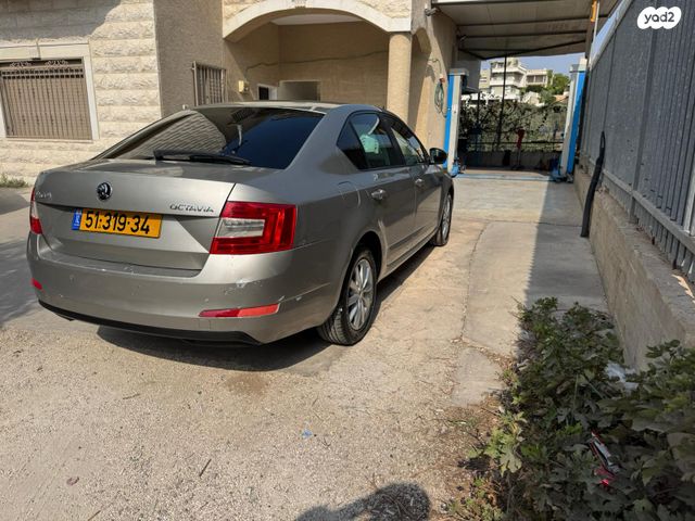 סקודה אוקטביה