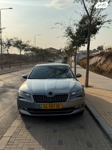 מודעת רכב סקודה סופרב