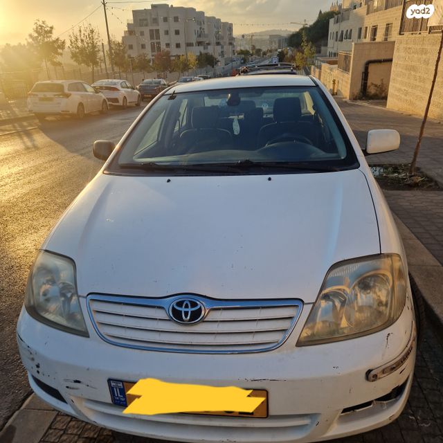 טויוטה קורולה