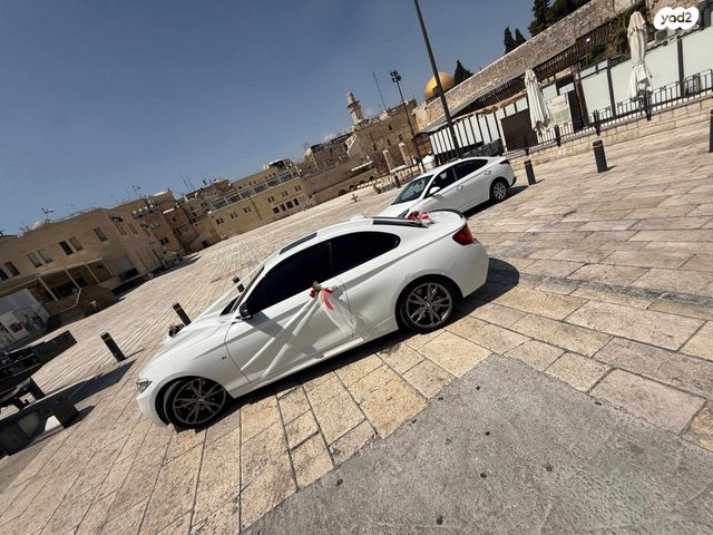 מודעת רכב ב מ וו סדרה 2