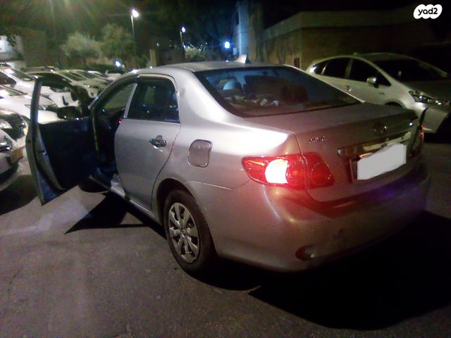 טויוטה קורולה