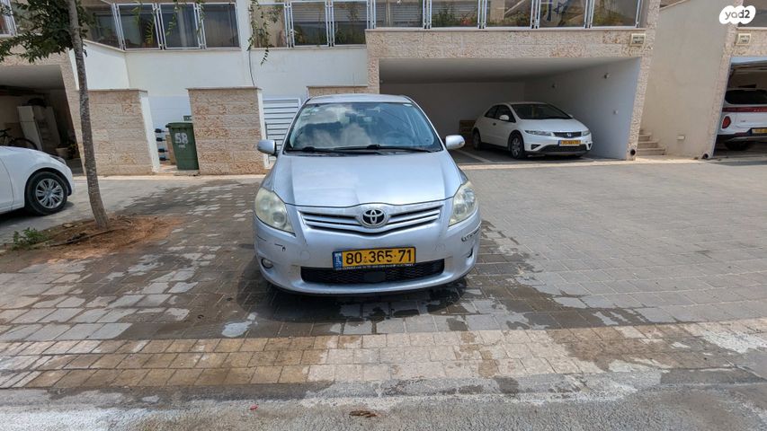 טויוטה אוריס