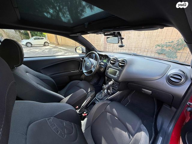 אלפא רומיאו מיטו