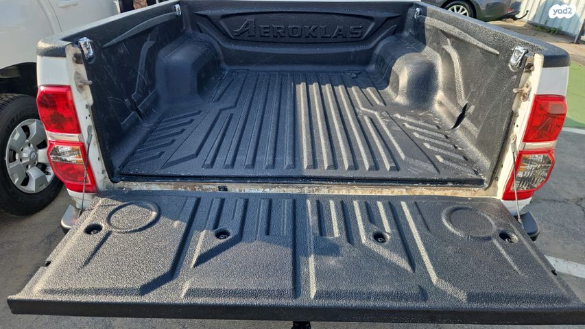 טויוטה היילקס