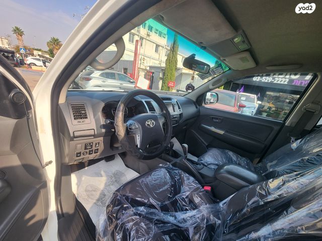 טויוטה היילקס