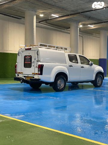 איסוזו די-מקס