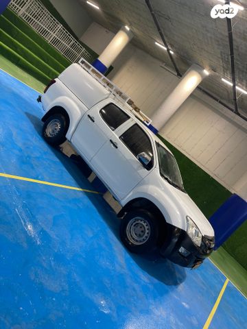 איסוזו די-מקס