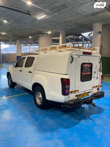 איסוזו די-מקס