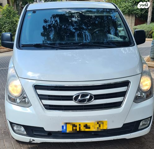 יונדאי H-1 / i800