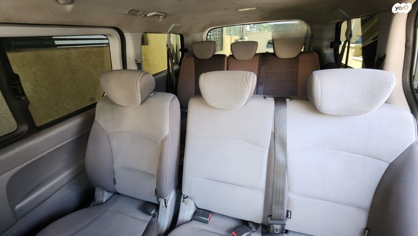 יונדאי H-1 / i800