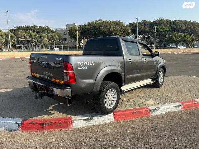 מודעת רכב טויוטה היילקס