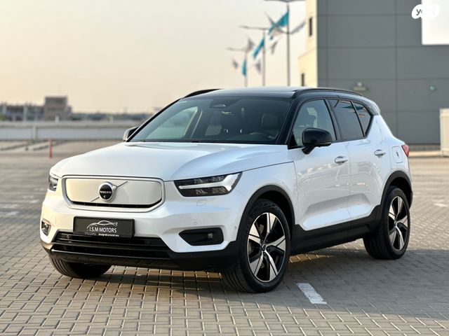 מודעת רכב וולוו XC40