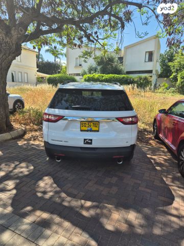 שברולט טראוורס