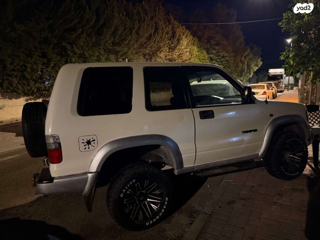 איסוזו טרופר