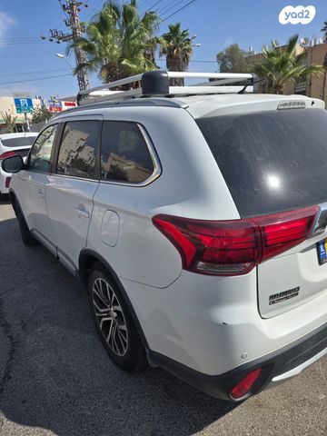 מיצובישי אאוטלנדר