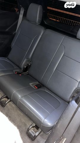 שברולט טראוורס