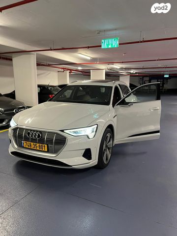 מודעת רכב אאודי E-tron