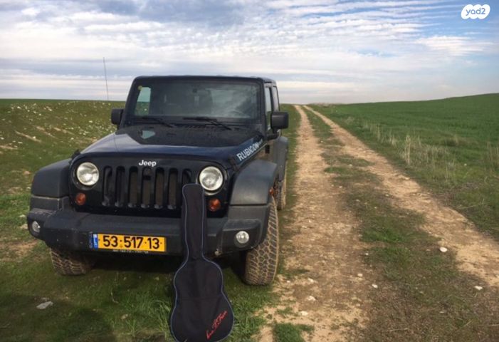 מודעת רכב ג'יפ רנגלר