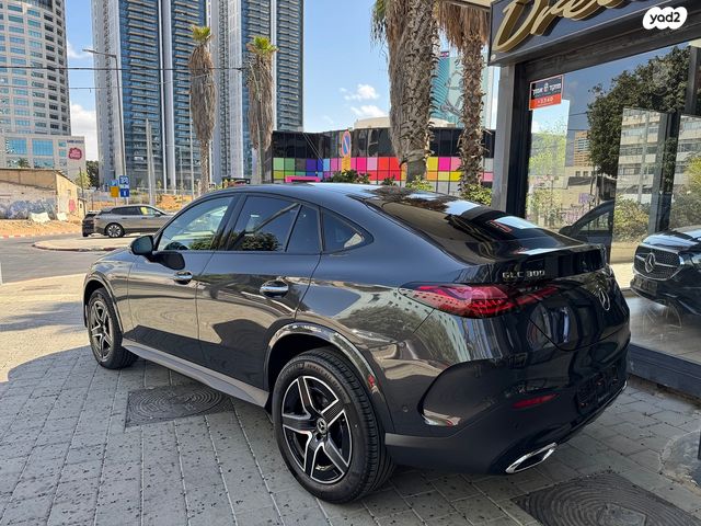 מרצדס-בנץ GLC קופה